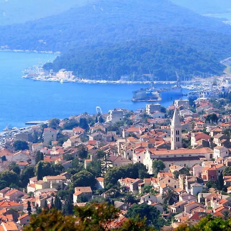 With A Parking Space Apartment Mali Lošinj